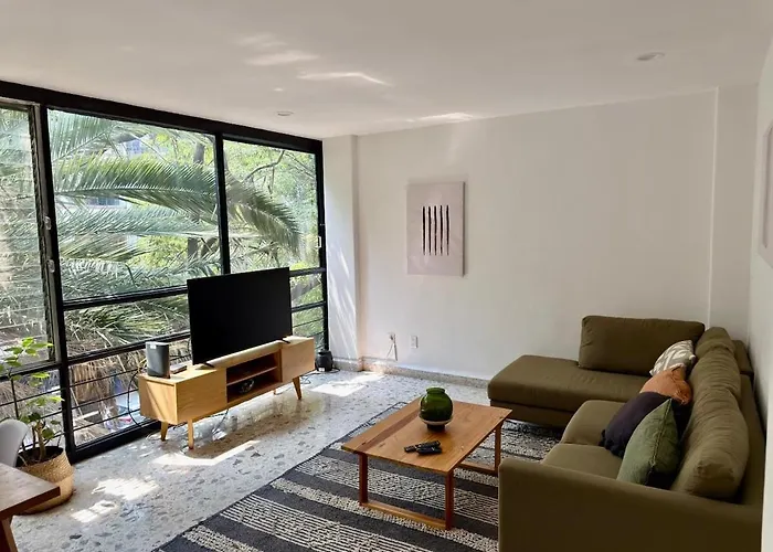 In The Heart Of Polanco, Steps From Masaryk