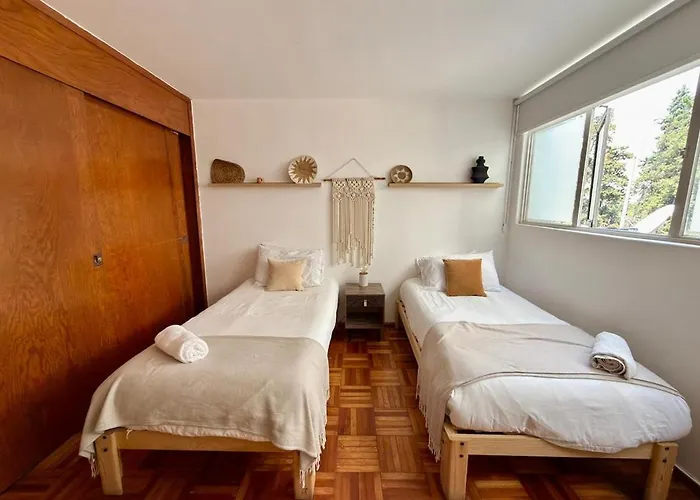 In The Heart Of Polanco, Steps From Masaryk *